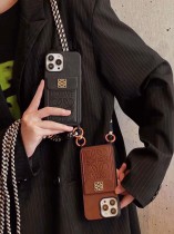 ロエベiPhoneケース LOEWE 2026新作 iPhoneケース