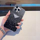 プラダiPhoneケース PRADA 2026新作 iPhoneケース