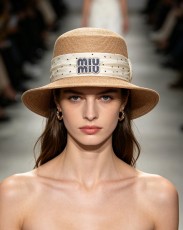 ミュウミュウ帽子 Miu Miu 2026新作 麦わら帽子