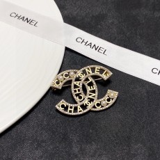 シャネルブローチ CHANEL 2026新作 ブローチ