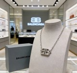 バレンシアガネックレス BALENCIAGA 2026新作 ネックレス