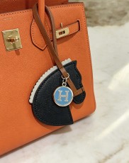 エルメスキーホルダー HERMES 2026新作 キーホルダー