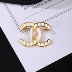 シャネルブローチ CHANEL 2026新作 ブローチ
