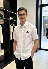 ヴァレンティノ服 VALENTINO 2026新作 Tシャツ