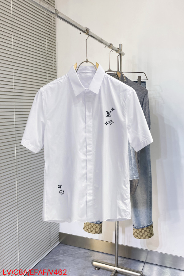 ルイヴィトン服 LOUIS VUITTON 2026新作 Tシャツ
