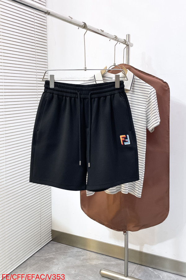 フェンディ服 FENDI 2026新作 ハーフパンツ