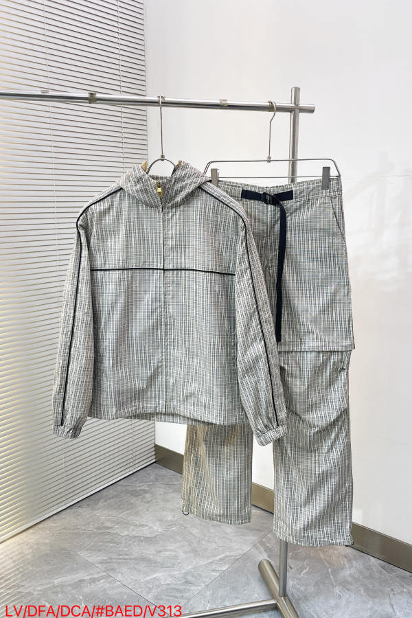 ルイヴィトン服 LOUIS VUITTON 2026新作 トップス