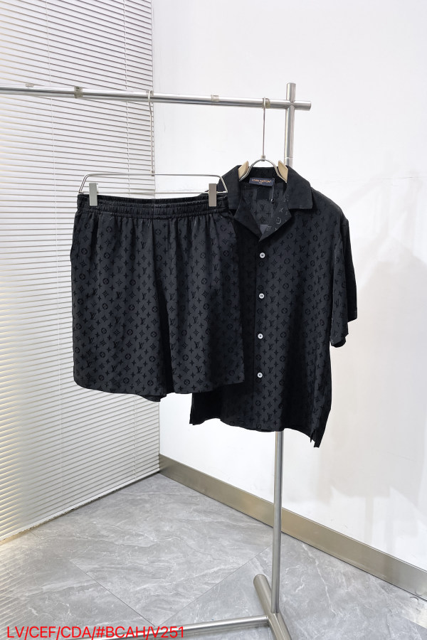 ルイヴィトン服 LOUIS VUITTON 2026新作 ズボン