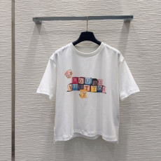 ルイヴィトン服 LOUIS VUITTON 2026新作 Tシャツ