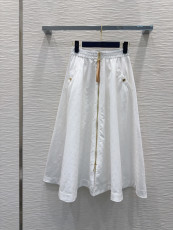 ルイヴィトン服 LOUIS VUITTON 2026新作 スカート