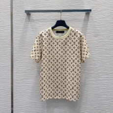 ルイヴィトン服 LOUIS VUITTON 2026新作 Tシャツ