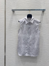 ルイヴィトン服 LOUIS VUITTON 2026新作 スーツ