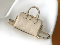 ルイヴィトンバッグ LOUIS VUITTON 2026新作 高品質 スリングバッグ