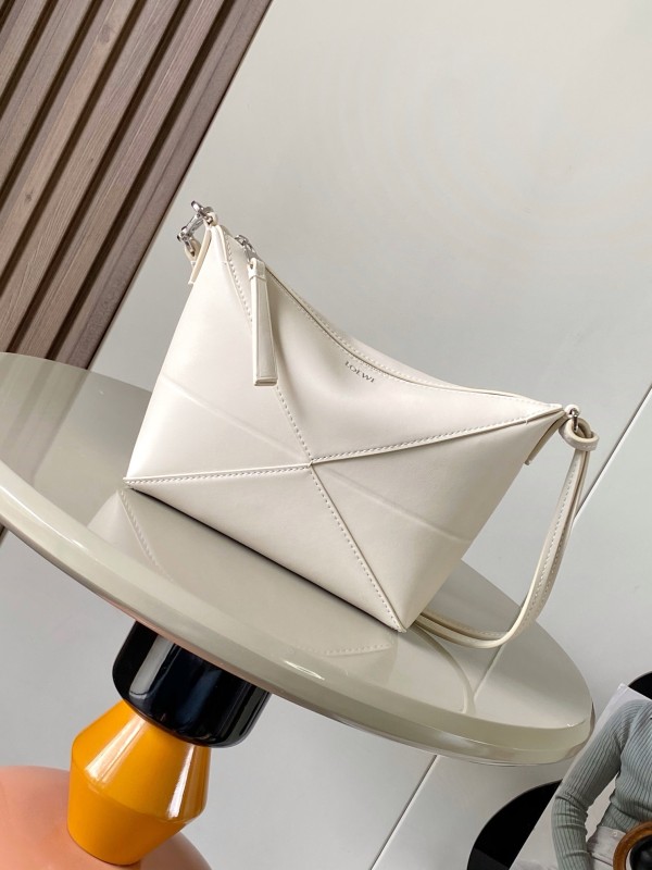 ロエベバッグ LOEWE 2026新作 高品質 スリングバッグ