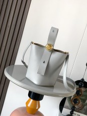 ロエベバッグ LOEWE 2026新作 高品質 スリングバッグ