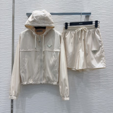 プラダ服 PRADA 2026新作 スーツ