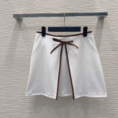 ルイヴィトン服 LOUIS VUITTON 2026新作 スカート