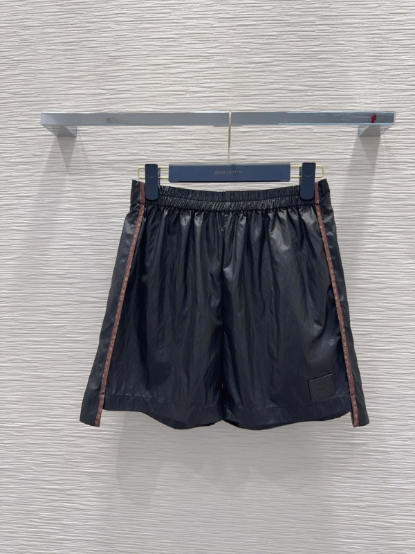 ルイヴィトン服 LOUIS VUITTON 2026新作 ハーフパンツ