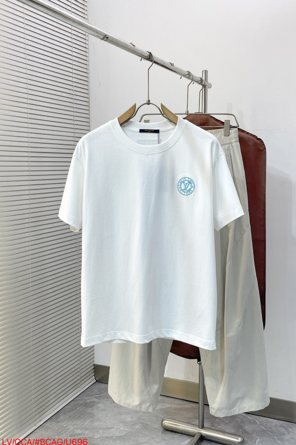 ルイヴィトン服 LOUIS VUITTON 2026新作 Tシャツ