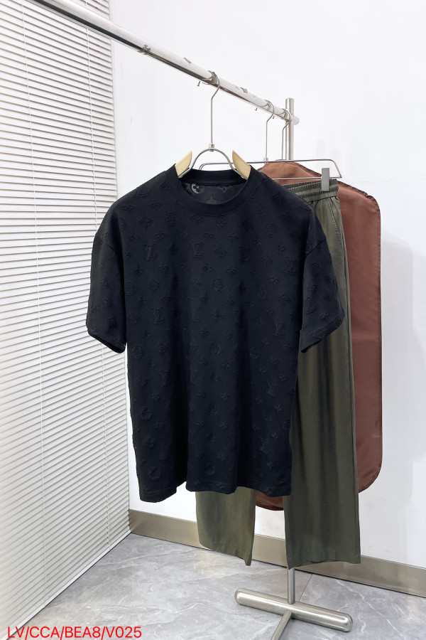 ルイヴィトン服 LOUIS VUITTON 2026新作 Tシャツ