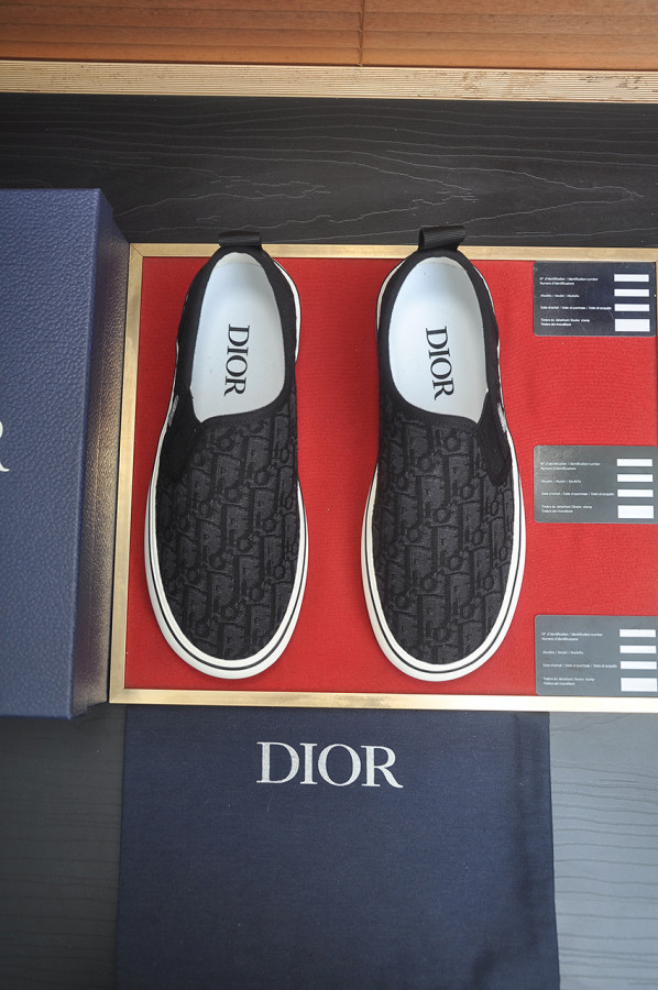 ディオール靴 DIOR 2026新作 カジュアルシューズ