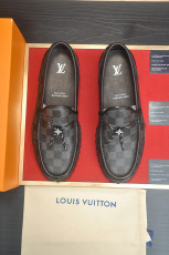 ルイヴィトン靴 LOUIS VUITTON 2026新作 カジュアルシューズ