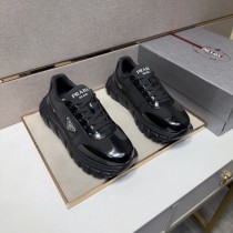 プラダ靴 PRADA 2026新作 カジュアルシューズ