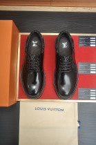 ルイヴィトン靴 LOUIS VUITTON 2026新作 モカシン