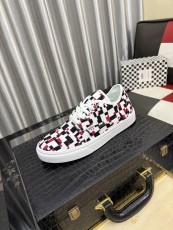 ヴァレンティノ靴 VALENTINO 2026新作 カジュアルシューズ