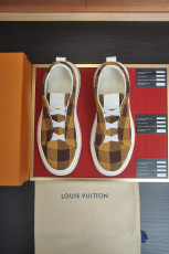 ルイヴィトン靴 LOUIS VUITTON 2026新作 カジュアルシューズ