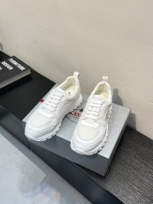 プラダ靴 PRADA 2026新作 カジュアルシューズ
