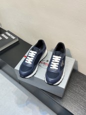 プラダ靴 PRADA 2026新作 カジュアルシューズ