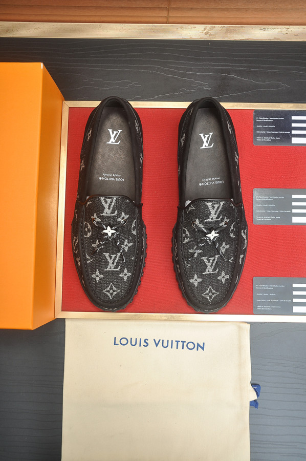 ルイヴィトン靴 LOUIS VUITTON 2026新作 カジュアルシューズ