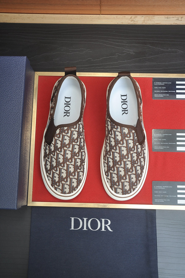 ディオール靴 DIOR 2026新作 カジュアルシューズ