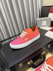 ヴァレンティノ靴 VALENTINO 2026新作 カジュアルシューズ