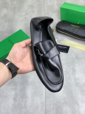 ボッテガヴェネタ靴 BOTTEGA VENETA 2026新作 豆豆靴