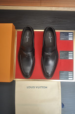 ルイヴィトン靴 LOUIS VUITTON 2026新作 モカシン