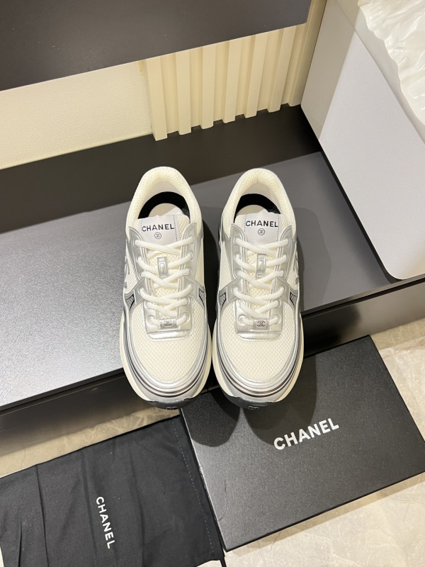 シャネル靴 CHANEL 2026新作 スニーカー
