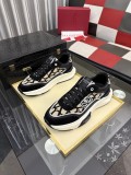 ヴァレンティノ靴 VALENTINO 2026新作 スニーカー