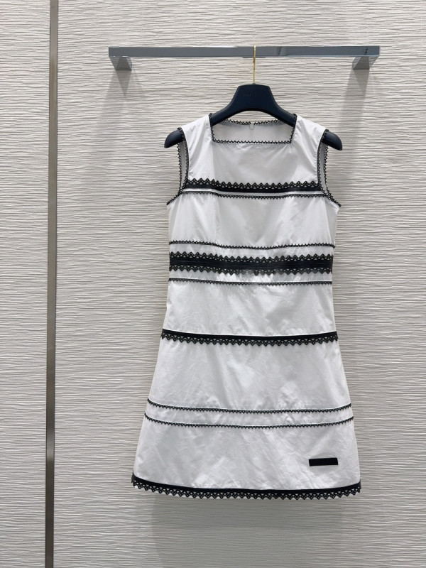 ルイヴィトン服 LOUIS VUITTON 2026新作 ワンピース