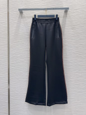 ルイヴィトン服 LOUIS VUITTON 2026新作 ズボン