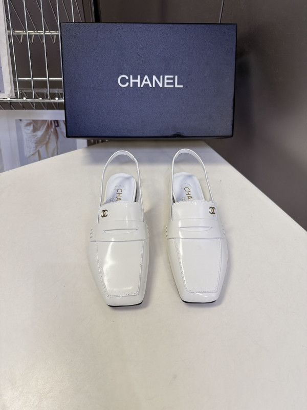 シャネル靴 CHANEL 2026新作 カジュアルシューズ