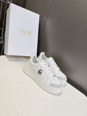 ディオール靴 DIOR 2026新作 カジュアルシューズ