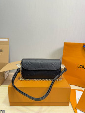 ルイヴィトンバッグ LOUIS VUITTON 2026新作 チェーンバッグ