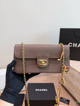 シャネルバッグ CHANEL 2026新作 チェーンバッグ