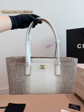 シャネルバッグ CHANEL 2026新作 トートバッグ