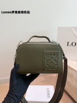 ロエベバッグ LOEWE 2026新作 スリングバッグ