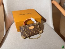 ルイヴィトンバッグ LOUIS VUITTON 2026新作 チェーンバッグ