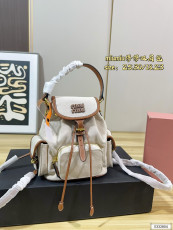 ミュウミュウバッグ Miu Miu 2026新作 バックパック