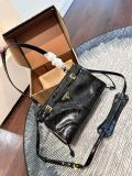 プラダバッグ PRADA 2026新作 ショルダーバッグ